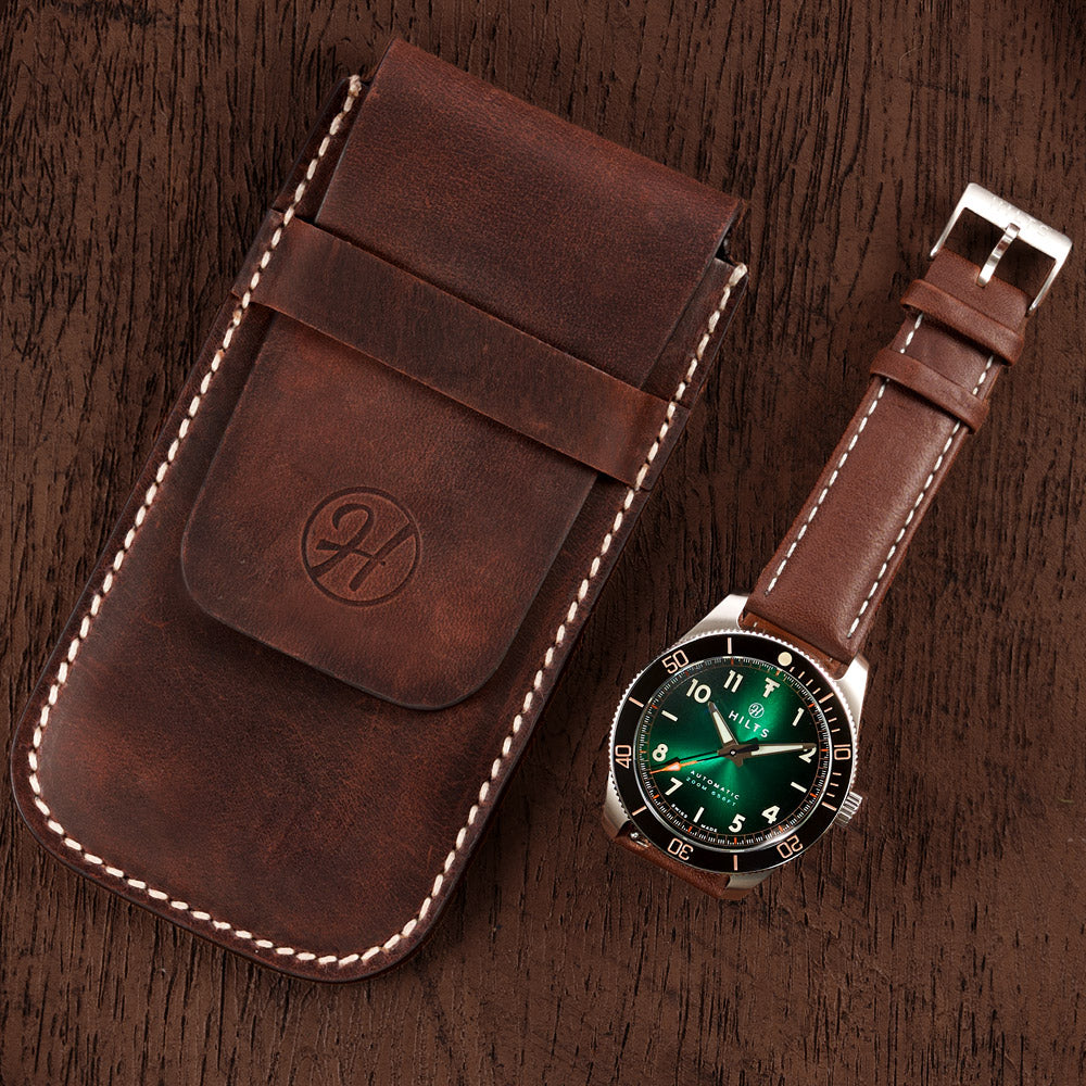 LEATHER CARRY POUCH